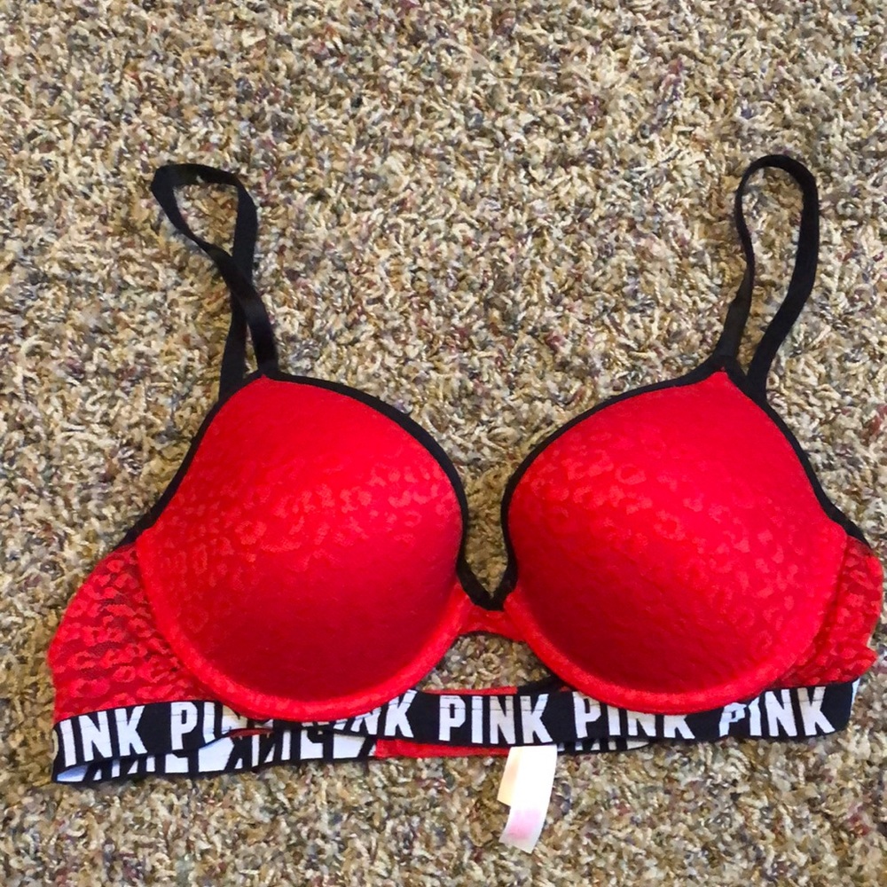 Victoria secret PINK wear everywhere push up